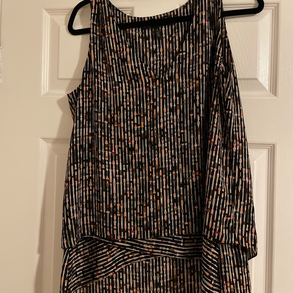 White House Black Market Sleeveless Top - Picture 2 of 6